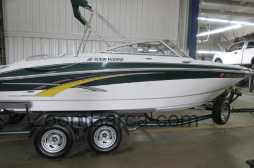 Four Winns Horizon 220 scheda tecnica e recensioni